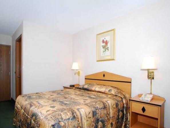 Econo Inn Columbus Buitenkant foto